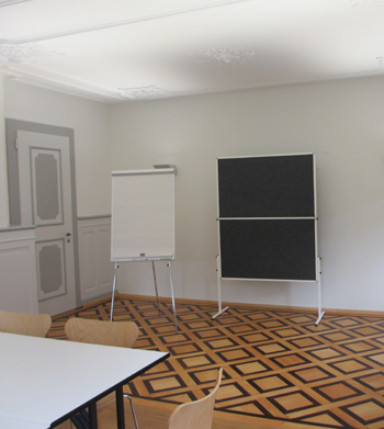 Andere Ansicht des modernisierten Sitzungszimmer.