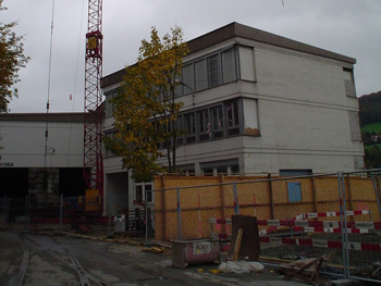 Die Halle in der Aussenansicht vor dem Umbau.